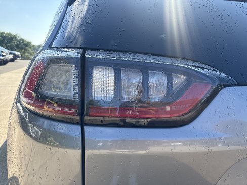 Certified 2021 Jeep Cherokee Limited image 13