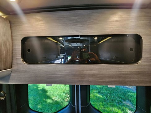 Used 2022 Mercedes-Benz Sprinter 2500 image 36