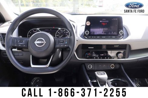 Used 2023 Nissan Rogue SV image 26