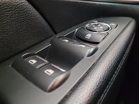 Used 2017 Ford Explorer XLT w/ Equipment Group 201A image 27