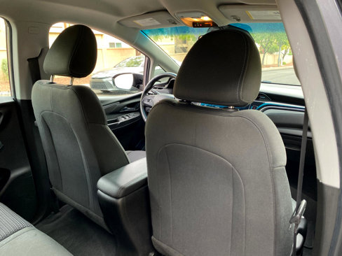 Used 2023 Chevrolet Bolt LT image 41