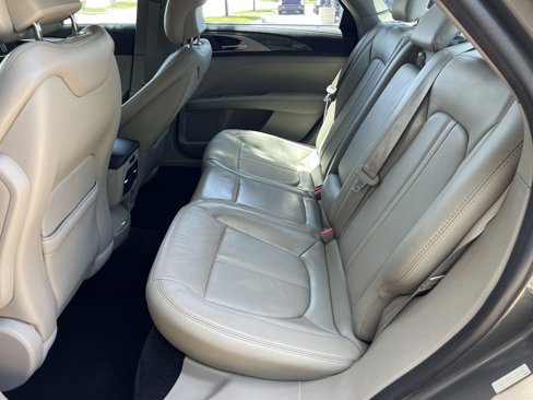 Used 2017 Lincoln MKZ Reserve w/ Technology Package image 30