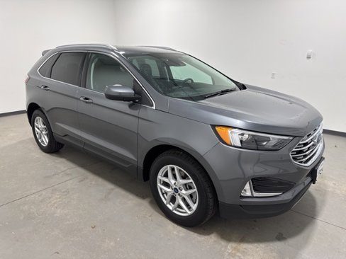 Used 2022 Ford Edge SEL w/ Convenience Package image 3