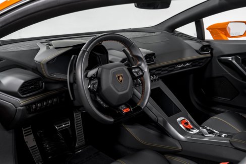 Used 2022 Lamborghini Huracan EVO image 12