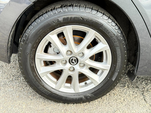 Used 2015 MAZDA MAZDA3 i Touring image 78