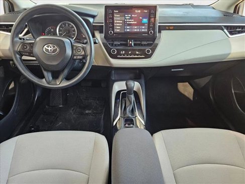 Used 2021 Toyota Corolla LE image 15