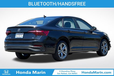 Used 2024 Volkswagen Jetta SE image 5
