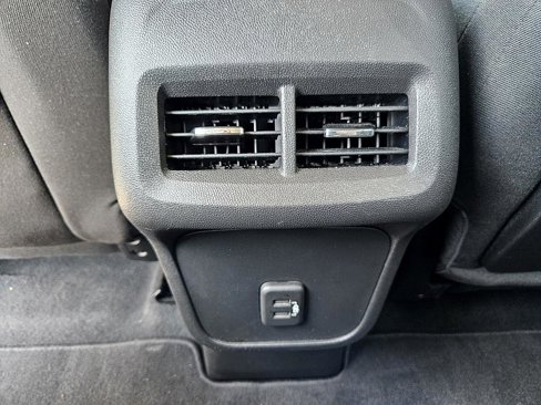 Used 2020 GMC Terrain SLE image 11