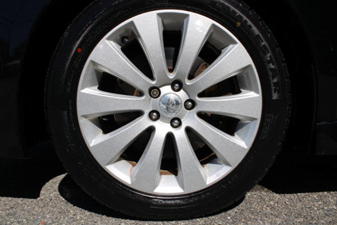 Used 2011 Subaru Legacy 3.6R Limited image 18