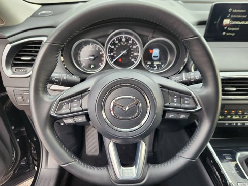 Certified 2022 MAZDA CX-9 Touring w/ Touring Premium Package image 9