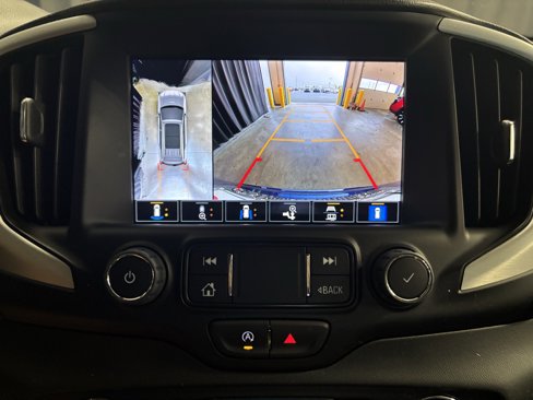 Used 2022 GMC Terrain SLT w/ Infotainment Package II image 12