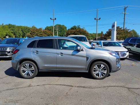 Used 2024 Mitsubishi Outlander Sport ES image 2