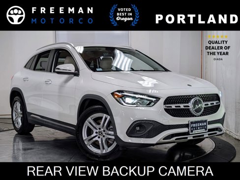 Used 2022 Mercedes-Benz GLA 250 4MATIC w/ Premium Package image 1