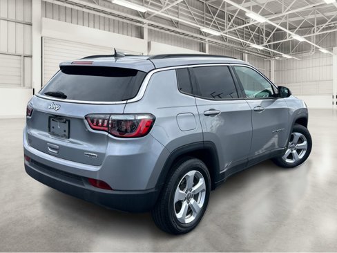 Used 2021 Jeep Compass Latitude w/ Sun and Sound Group image 5