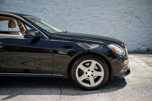 Used 2014 Mercedes-Benz E 350 4MATIC Sedan image 16