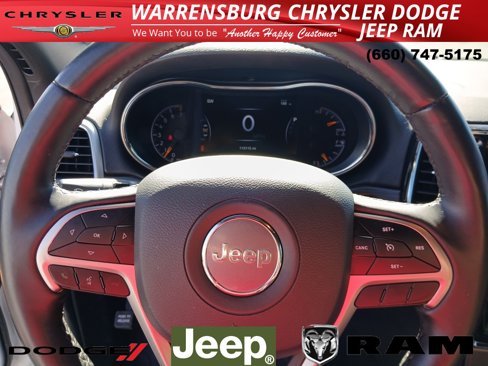 Used 2022 Jeep Grand Cherokee Laredo X image 16