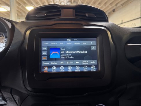 Used 2020 Jeep Renegade Altitude image 17