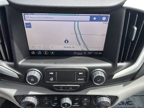 Certified 2023 GMC Terrain SLT w/ Infotainment Package II image 33