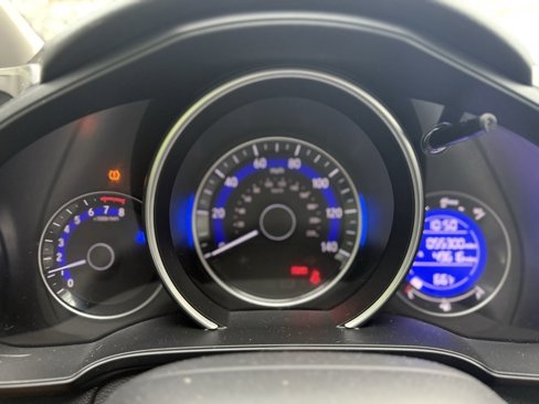 Used 2015 Honda Fit EX image 19