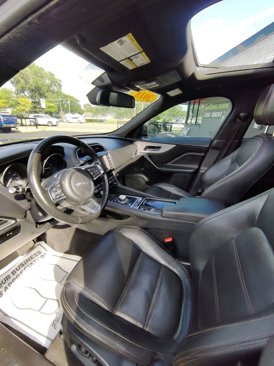 Used 2018 Jaguar F-PACE Prestige image 20