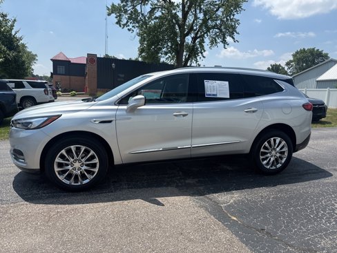 Used 2021 Buick Enclave Essence w/ Sound and Sites Package image 4