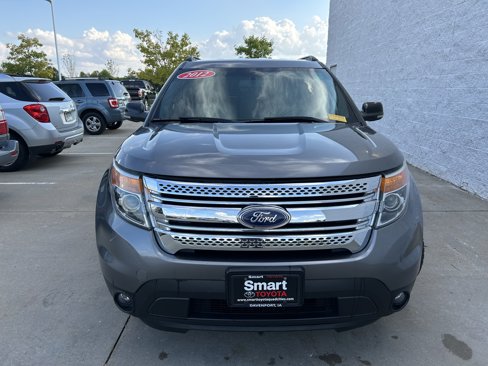 Used 2012 Ford Explorer XLT image 2