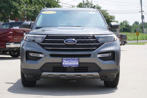 Used 2021 Ford Explorer XLT image 8