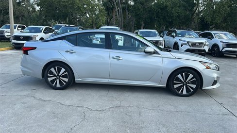 Used 2022 Nissan Altima 2.5 SV image 8