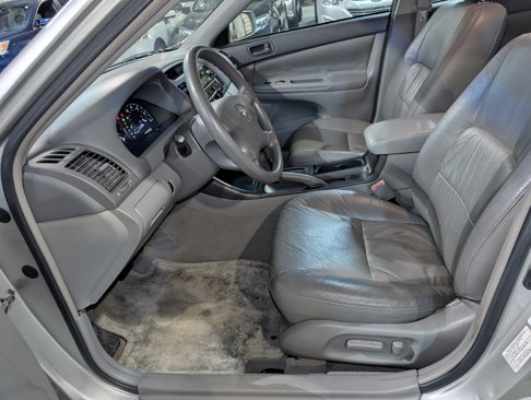 Used 2003 Toyota Camry LE image 16