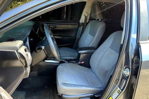 Used 2017 Toyota Corolla L image 19