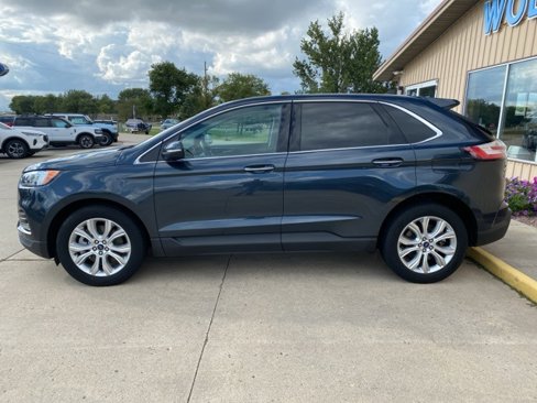 Used 2022 Ford Edge Titanium w/ Equipment Group 301A image 4