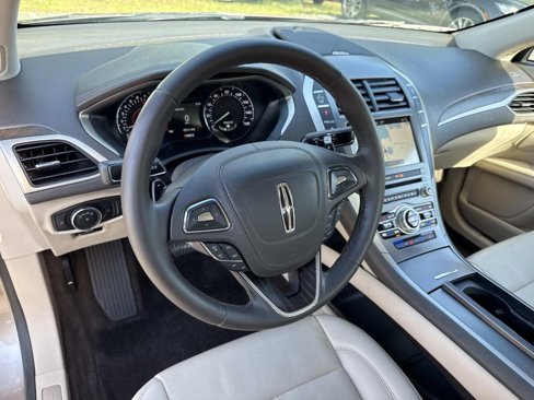 Used 2018 Lincoln MKZ Reserve image 32