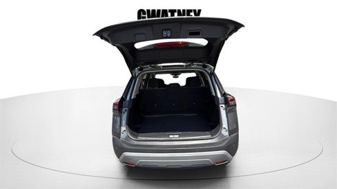 Used 2023 Nissan Rogue SV image 16