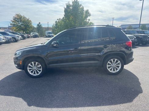Used 2015 Volkswagen Tiguan SE image 4