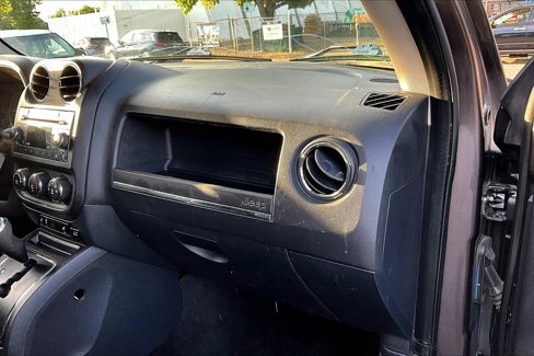 Used 2015 Jeep Patriot High Altitude image 16
