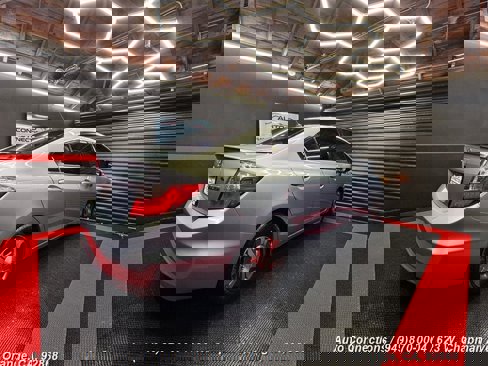 Used 2012 Honda Civic Hybrid Sedan image 3