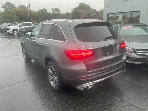 Used 2019 Mercedes-Benz GLC 300 4MATIC image 4