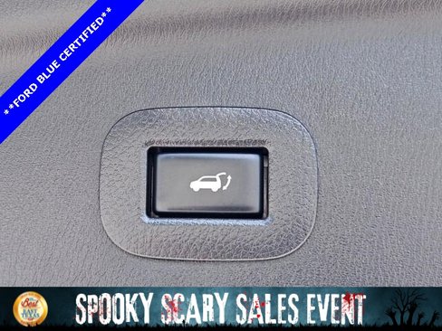 Used 2019 Nissan Armada Platinum w/ Captain's Chairs Package image 11