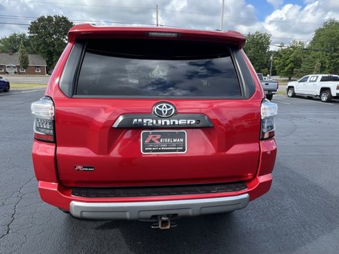 Used 2020 Toyota 4Runner TRD Off-Road image 6