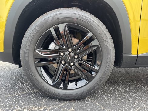 New 2025 Chevrolet Trax ACTIV image 12