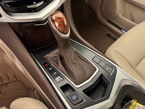 Used 2015 Cadillac SRX Luxury w/ Driver Awareness Package image 14