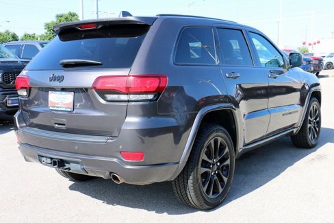 Used 2020 Jeep Grand Cherokee Altitude image 5