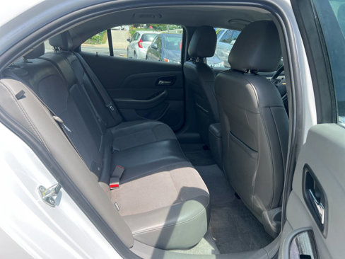 Used 2016 Chevrolet Malibu LT image 13