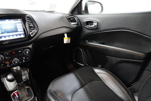 Used 2020 Jeep Compass Limited image 13