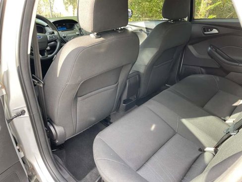 Used 2015 Ford Focus SE image 53