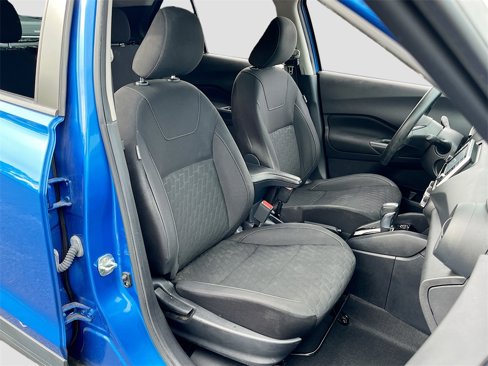 Used 2021 Nissan Kicks S image 25
