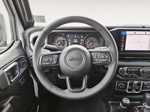 New 2025 Jeep Gladiator Sport image 12
