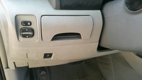 Used 2010 Toyota Camry LE image 15