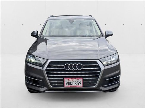 Used 2019 Audi Q7 3.0T Prestige w/ Prestige Package image 2