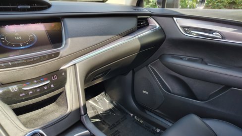 Used 2017 Cadillac XT5 Luxury w/ Driver Awareness Package image 25